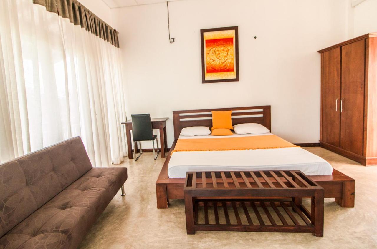 Aurora Lagoon Front Negombo Exterior foto